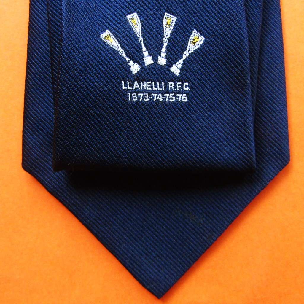 1973 - 1976 Llanelli RFC Welsh Cup Winners Rugby Neck Tie