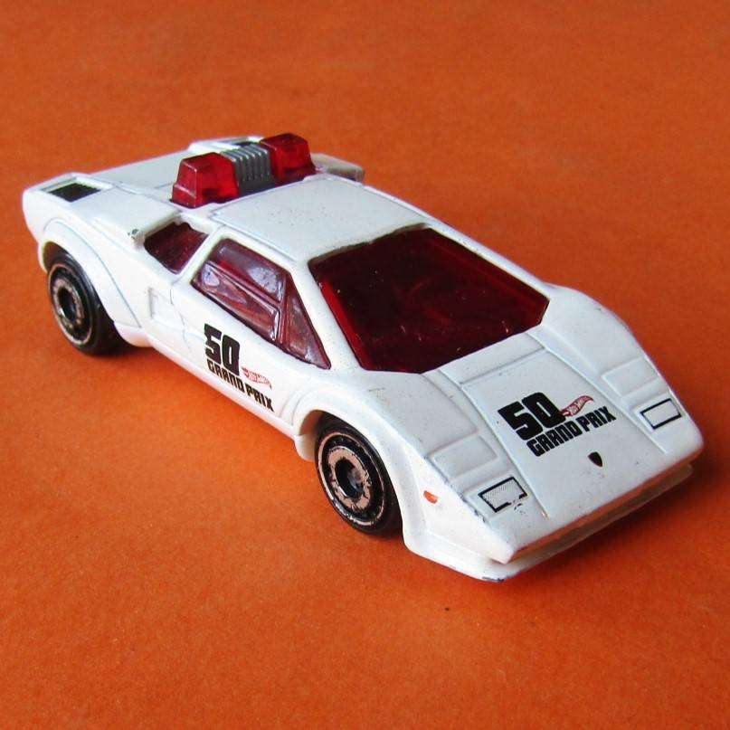 2017 Hot Wheels Lamborghini Countach Pace Car