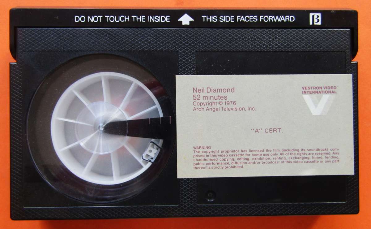 Neil Diamond - Love at the Greek - Betamax Video Tape (1984)