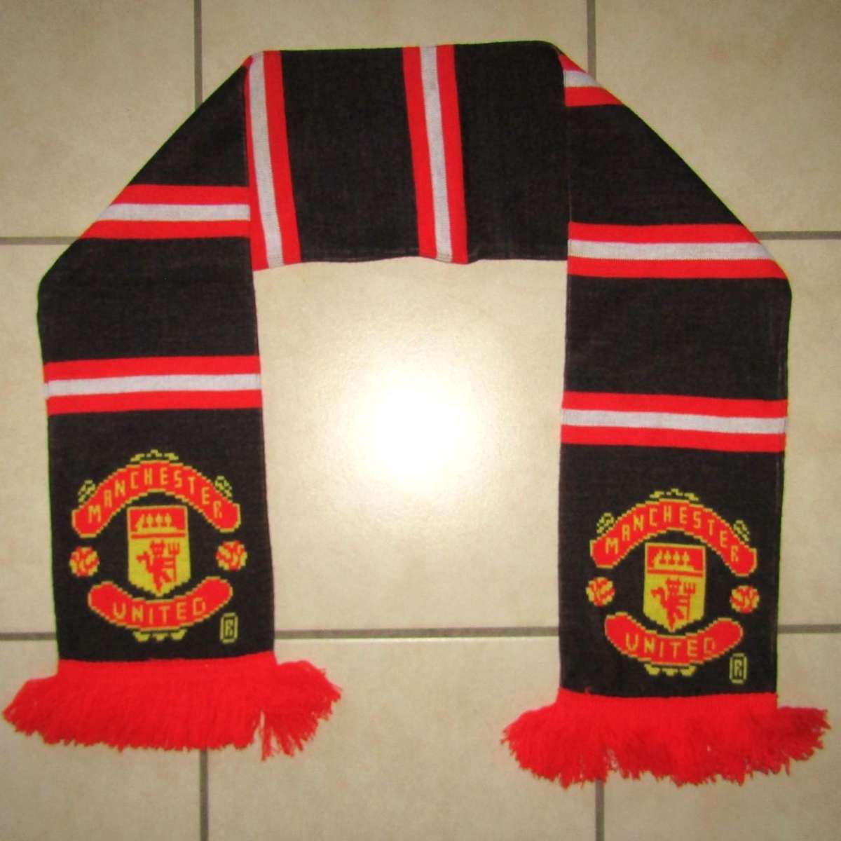 Old Manchester United Football Scarf
