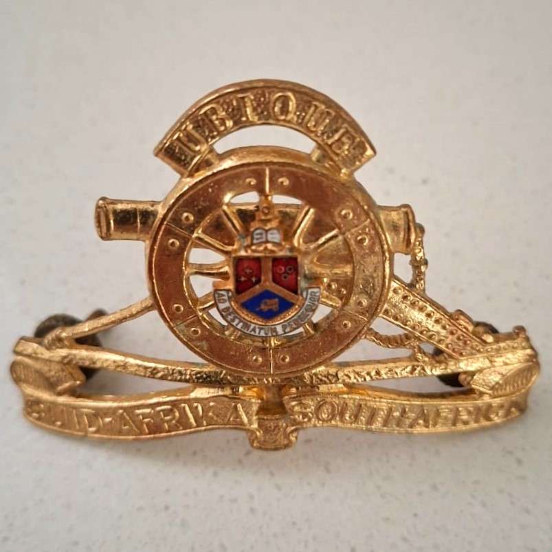 SADF Regiment Pretoria University Artillery Section Cap Badge