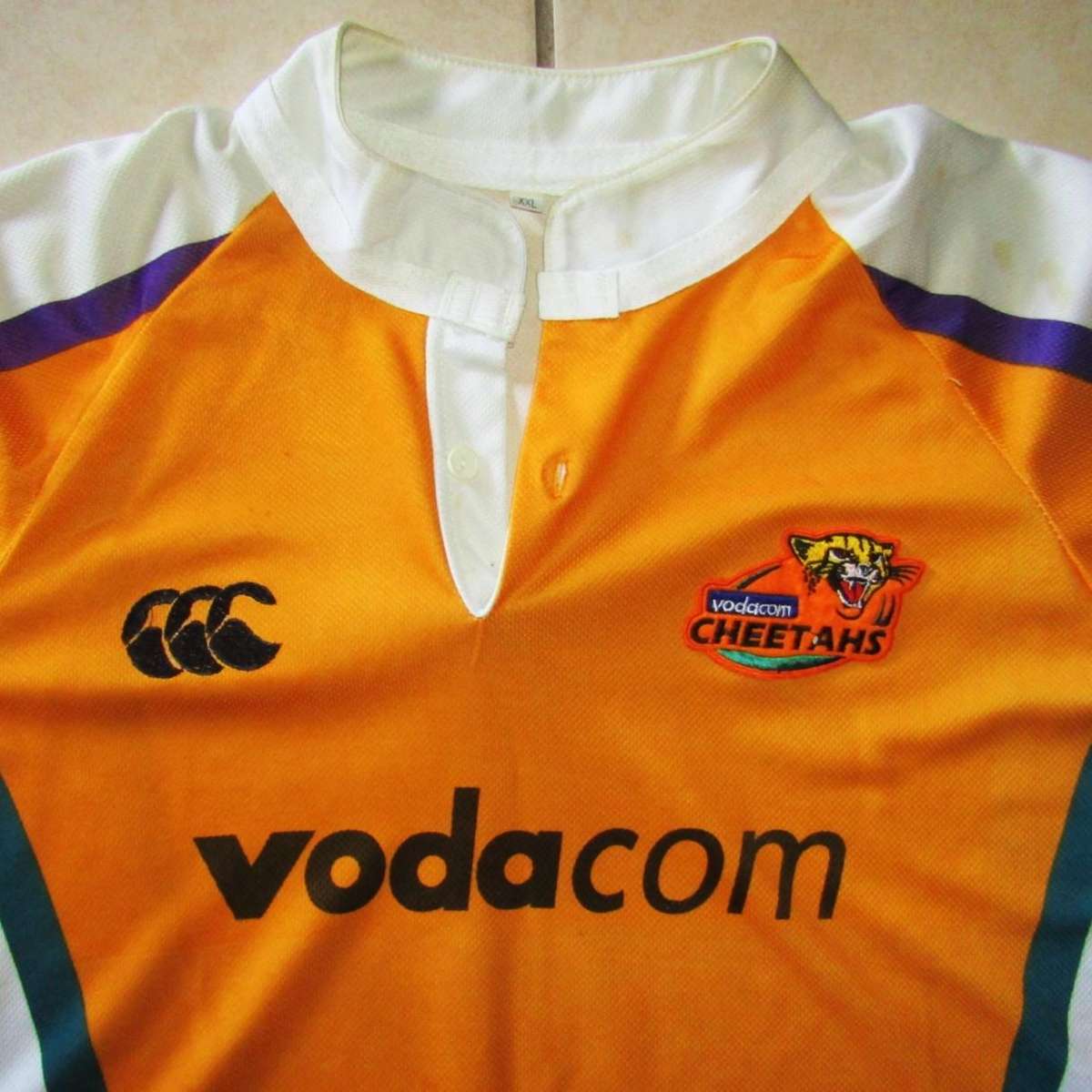 Old Vodacom Cheetahs Rugby Jersey - Size XXL