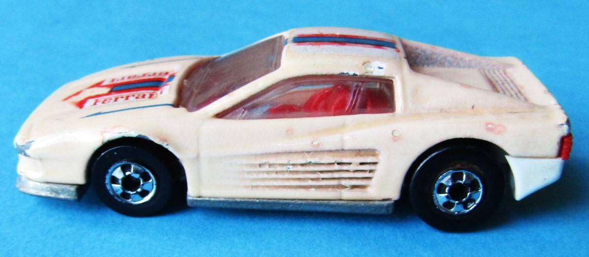 1986 Hot Wheels Ferrari Car