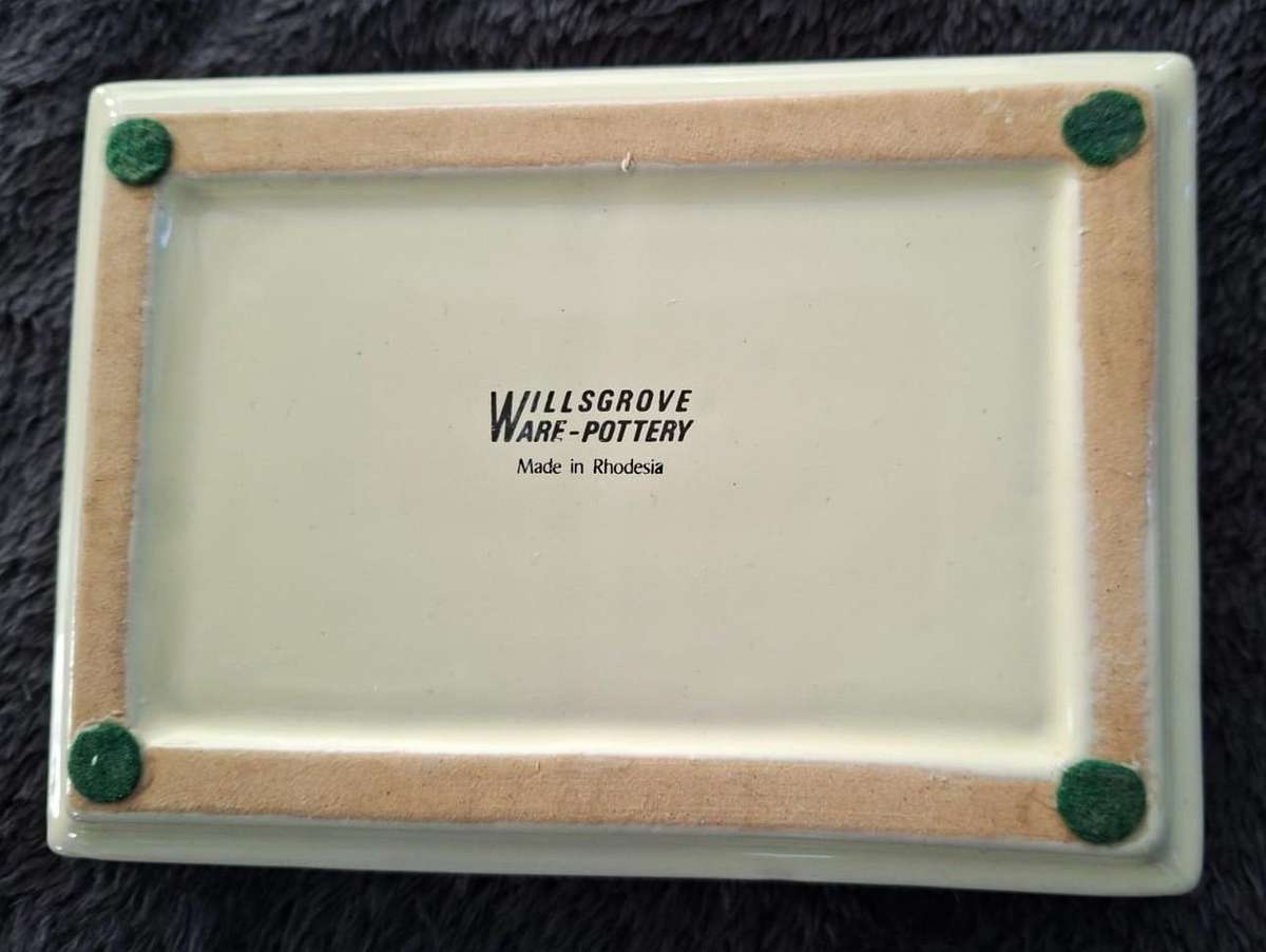 Old Rhodesia Msuna by the Lake Ashtray