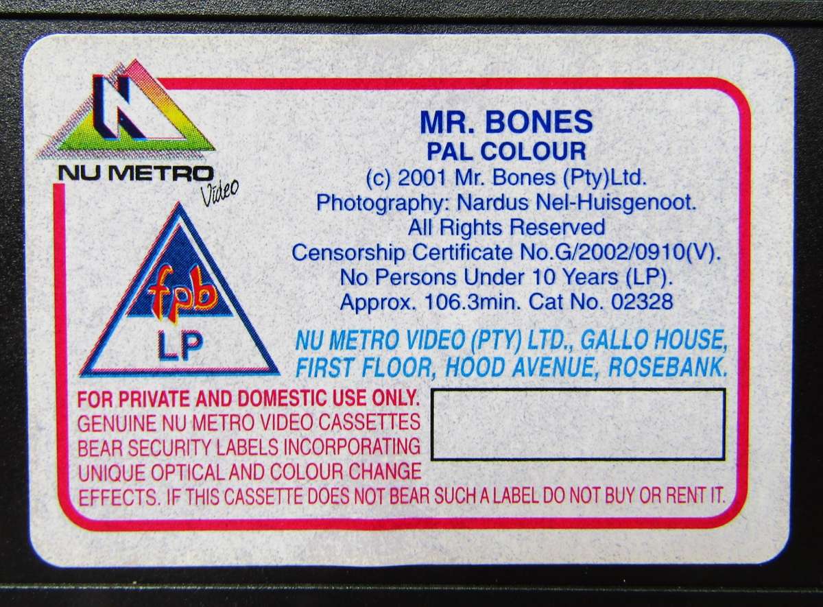 Mr. Bones - Leon Schuster - Movie VHS Tape (2002)
