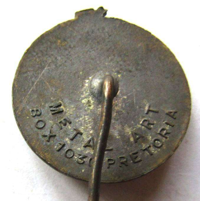 Old SA Olympic Lapel Pin Badge