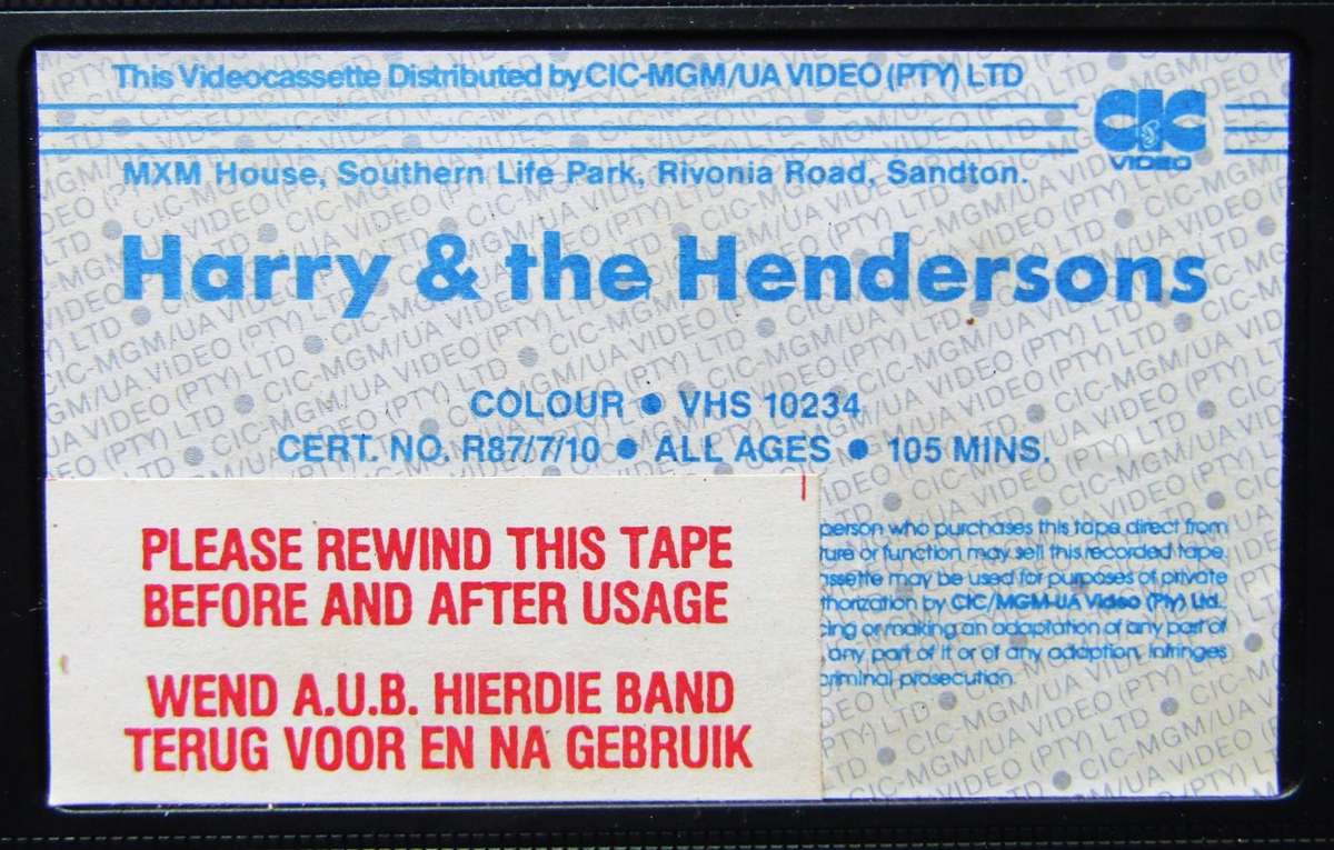 Harry and the Hendersons - Bigfoot Movie VHS Tape (1987)