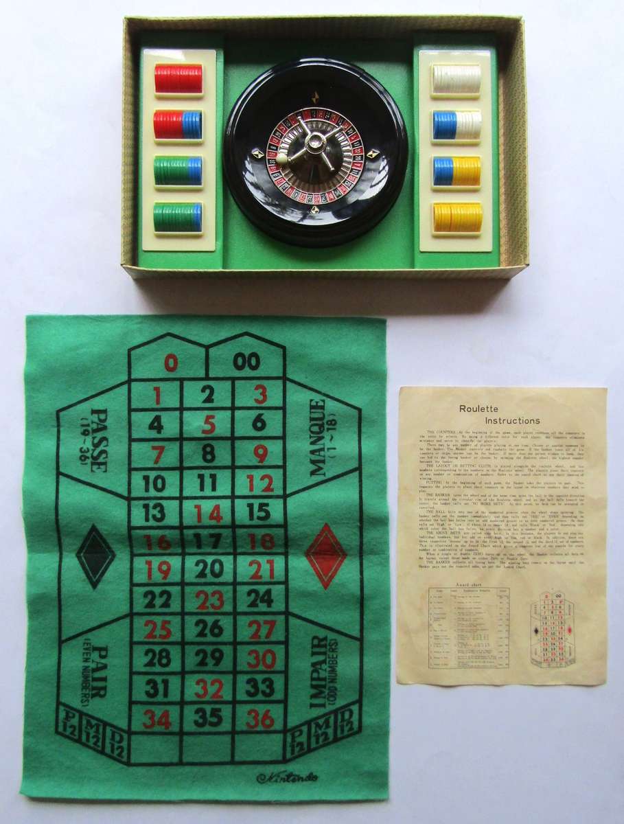 Vintage Nintendo Roulette Board Game