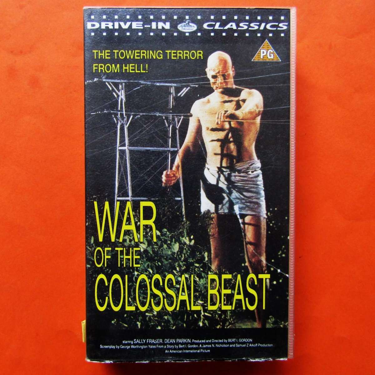 War of the Colossal Beast - Horror SciFi Movie VHS Tape (1989)