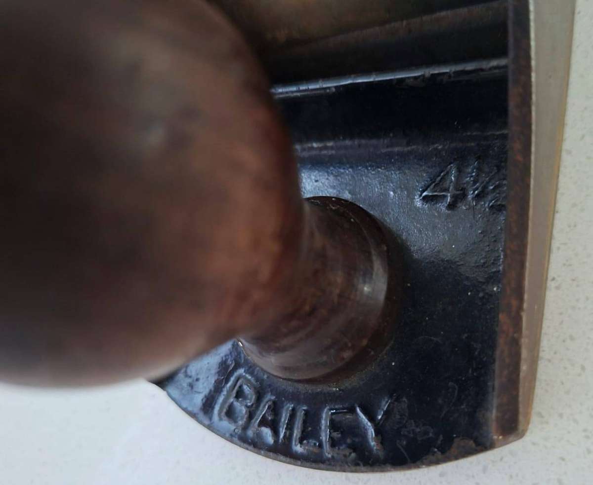 Vintage Stanley Bailey No 4 and 1/2 Plane
