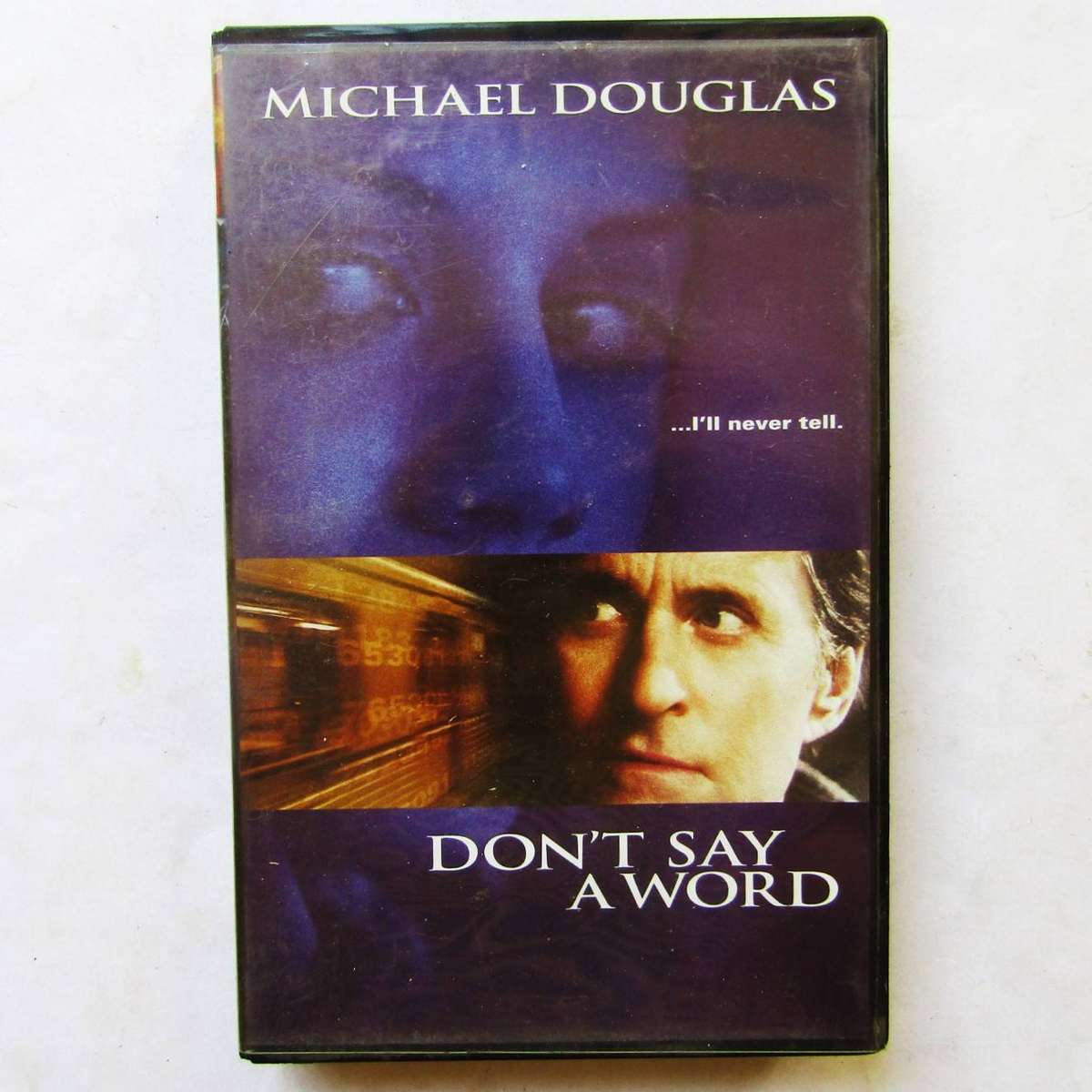 Don't Say a Word - Michael Douglas - Movie VHS Tape (2001)