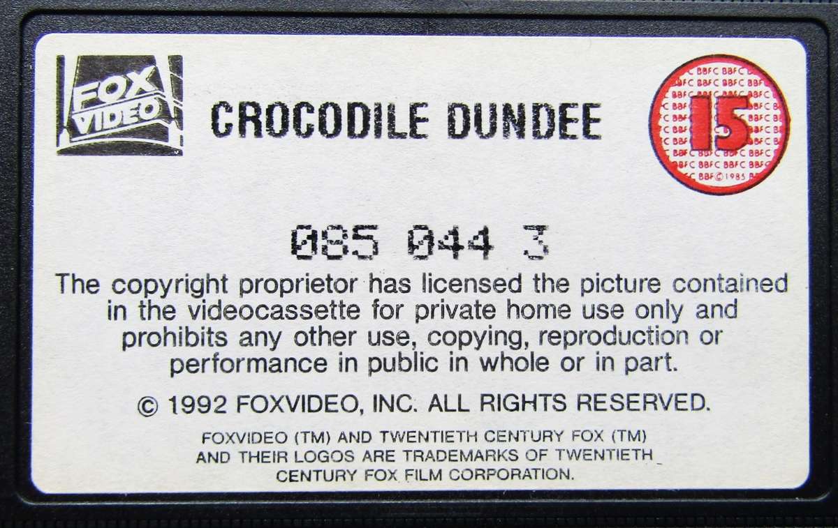 Crocodile Dundee - Movie VHS Tape (1992)