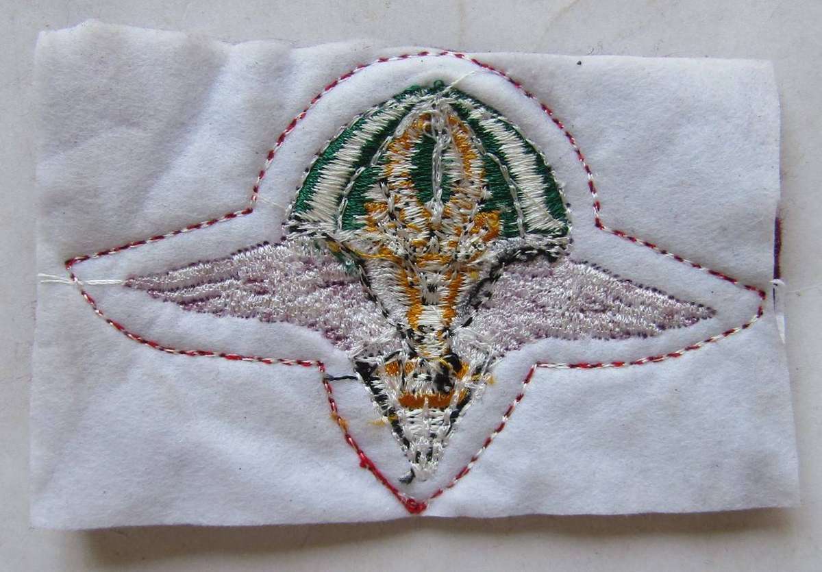 SADF 1 Parachute Battalion Beret Badge