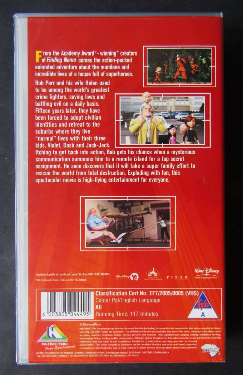The Incredibles - Disney Movie VHS Tape (2005)