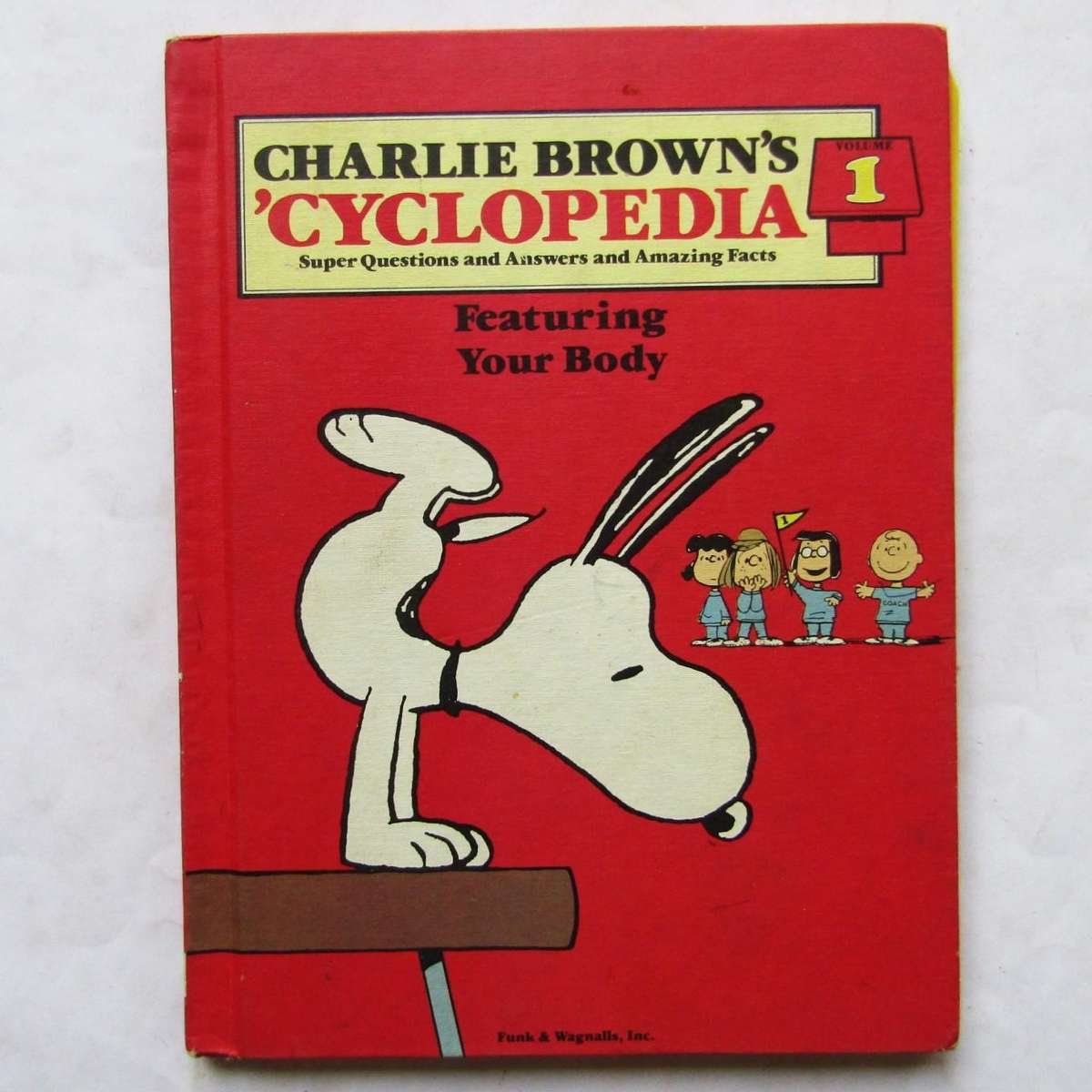 1980 Charlie Brown's Cyclopedia Volume 1 Hardcover Book
