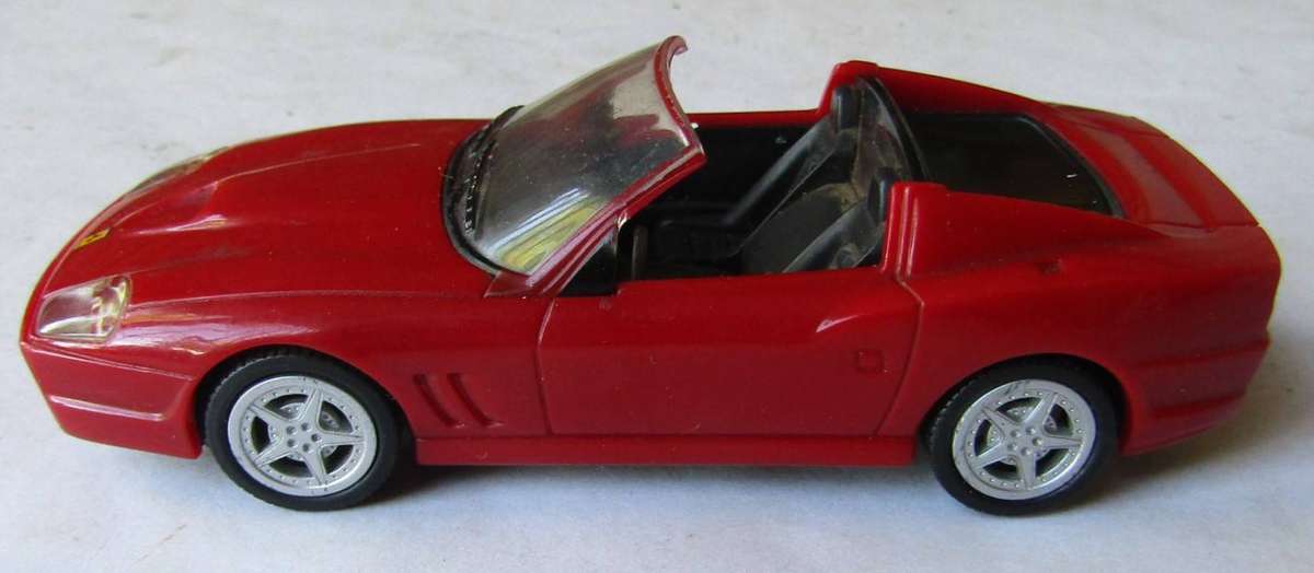 Shell V-Power Ferrari Superamerica 1:38 Scale Car