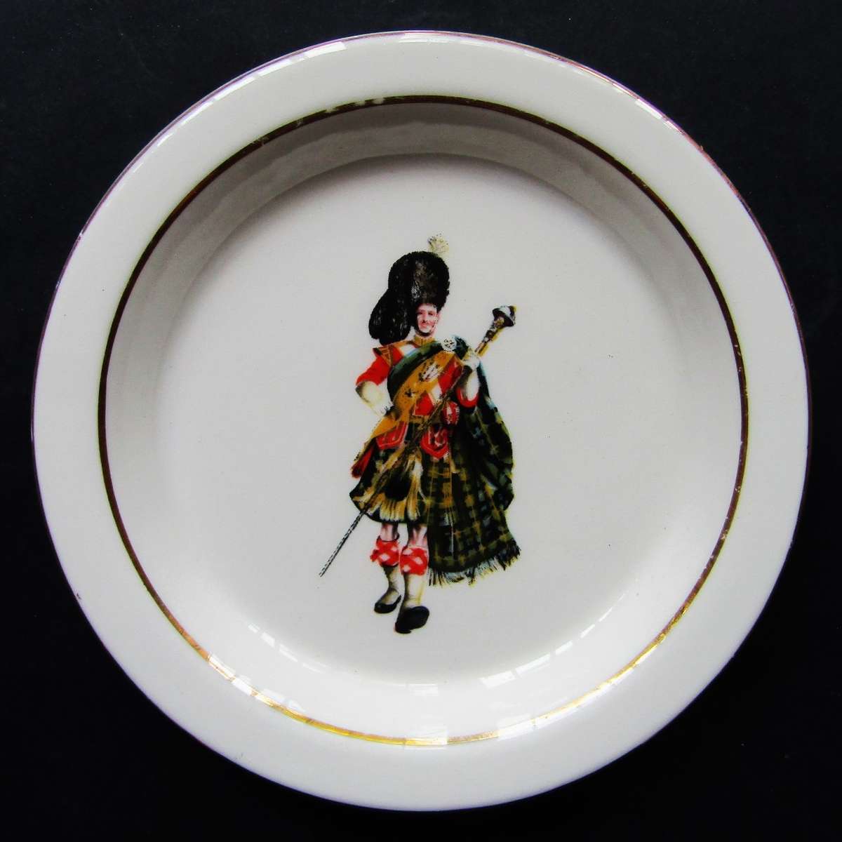 Old Dewar's White Label Whisky Ashtray