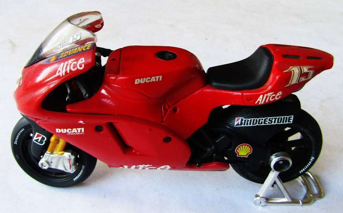 Maisto Ducati MotoGP Bike