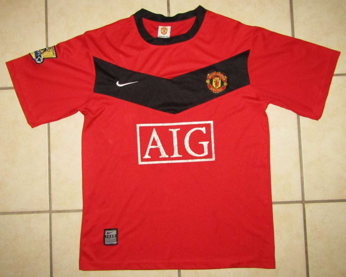 Old Manchester United Football Jersey - Small Size