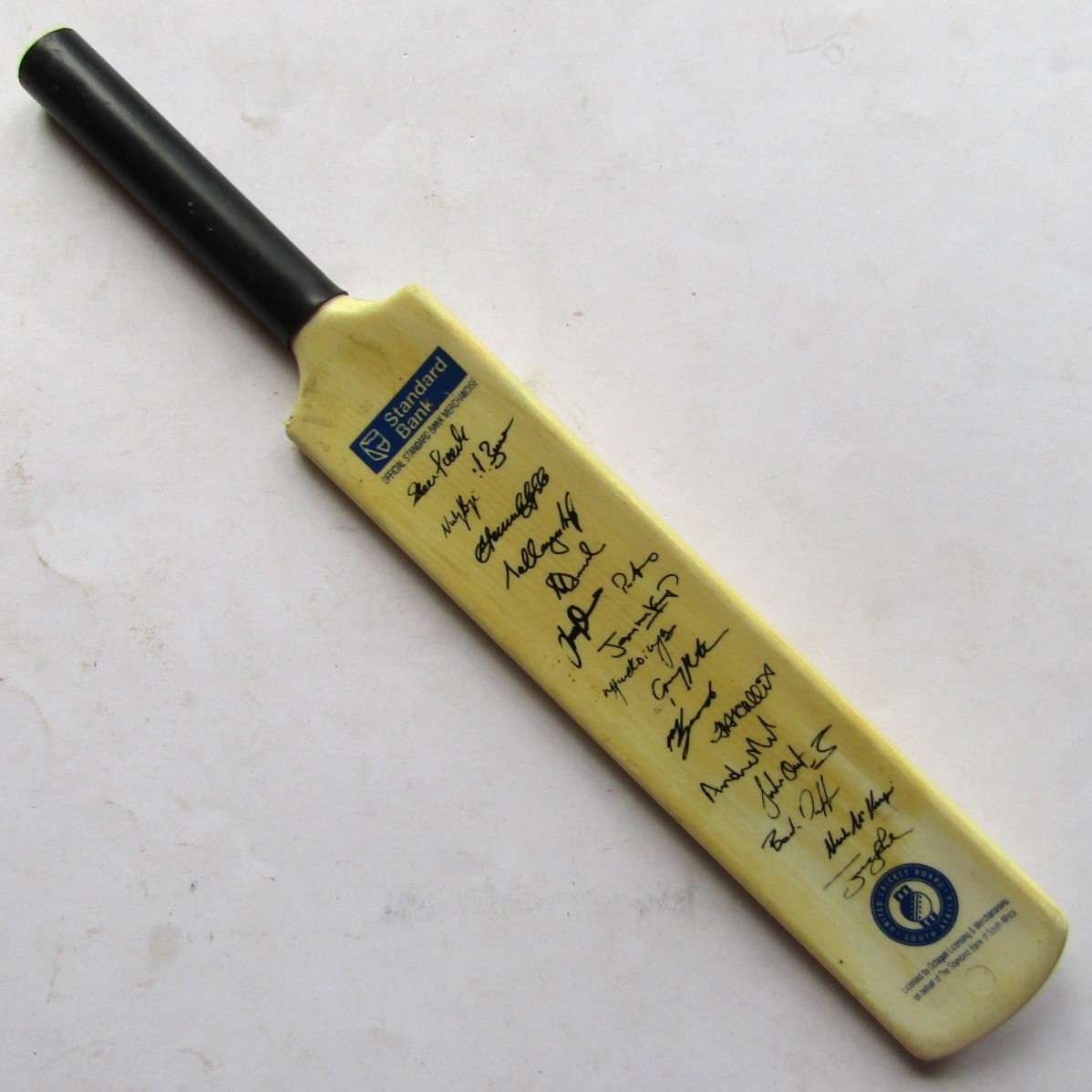 Old United Cricket Board Mini Signature Cricket Bat