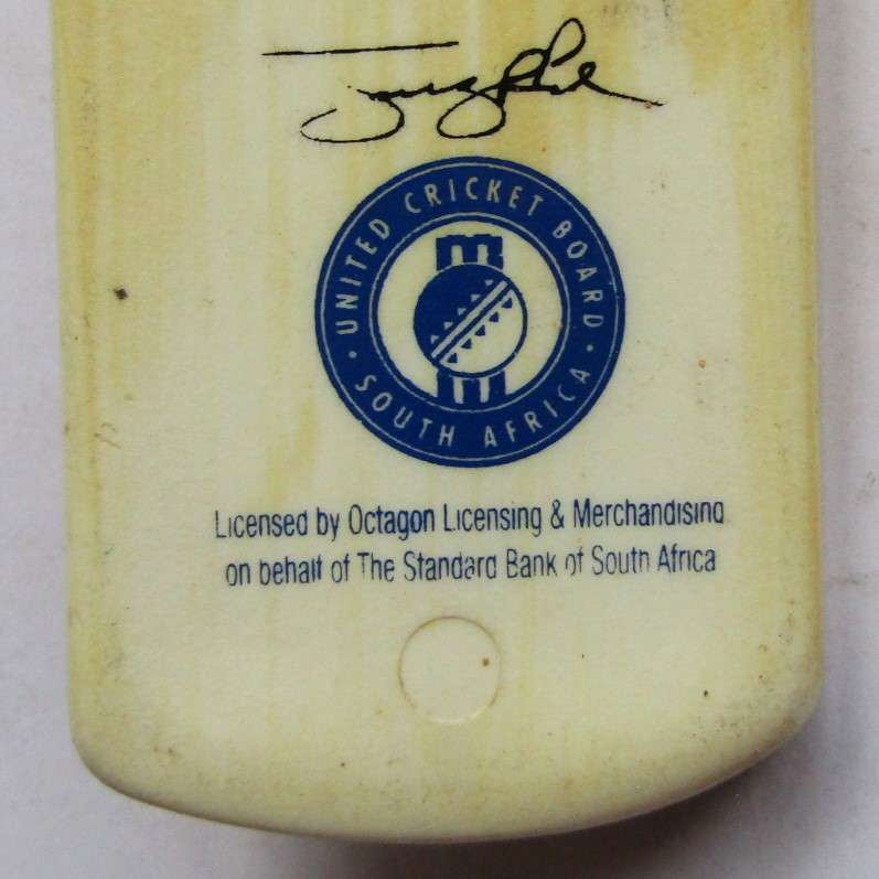 Old United Cricket Board Mini Signature Cricket Bat