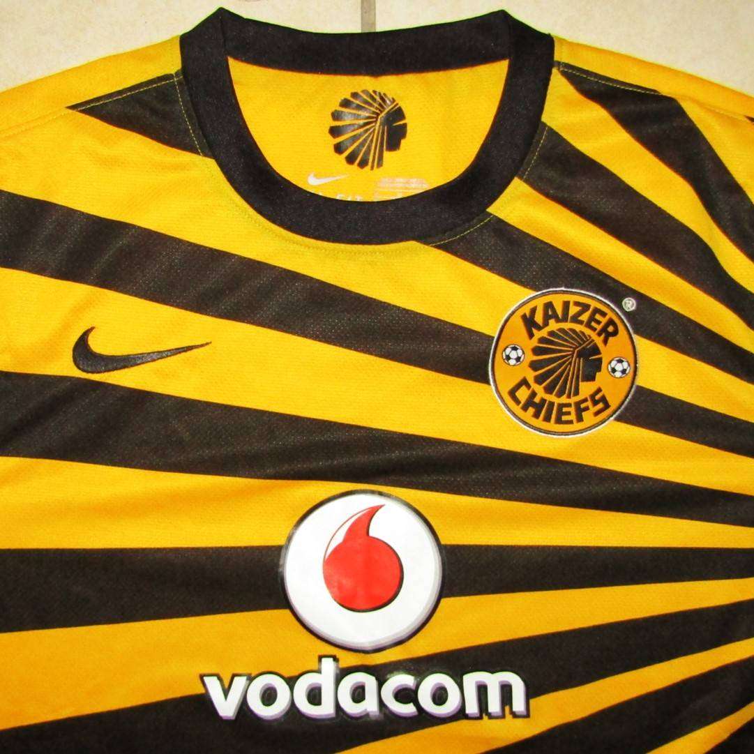 Old Nike Kaizer Chiefs Football Jersey - Medium Size