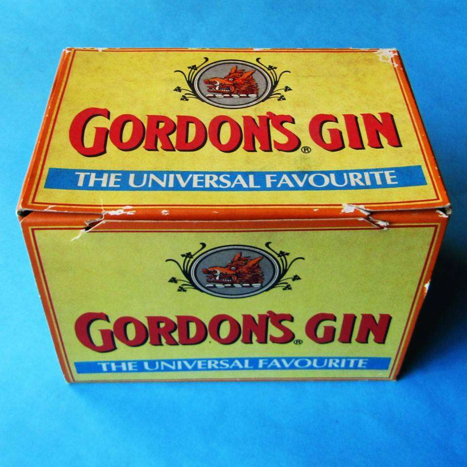 6 Gordon's Gin Glasses in Original Box