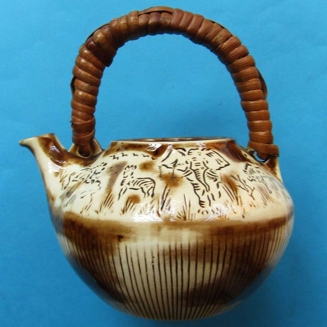 Large Old Kruger Park Kettle with Lid