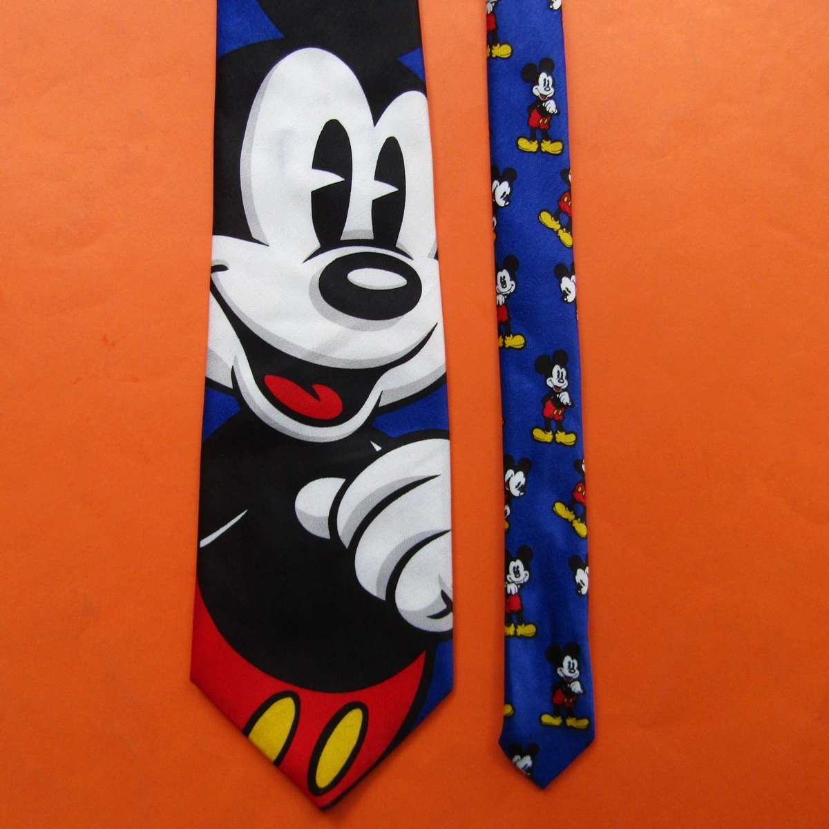 Old Disney Mickey Mouse Cartoon Neck Tie