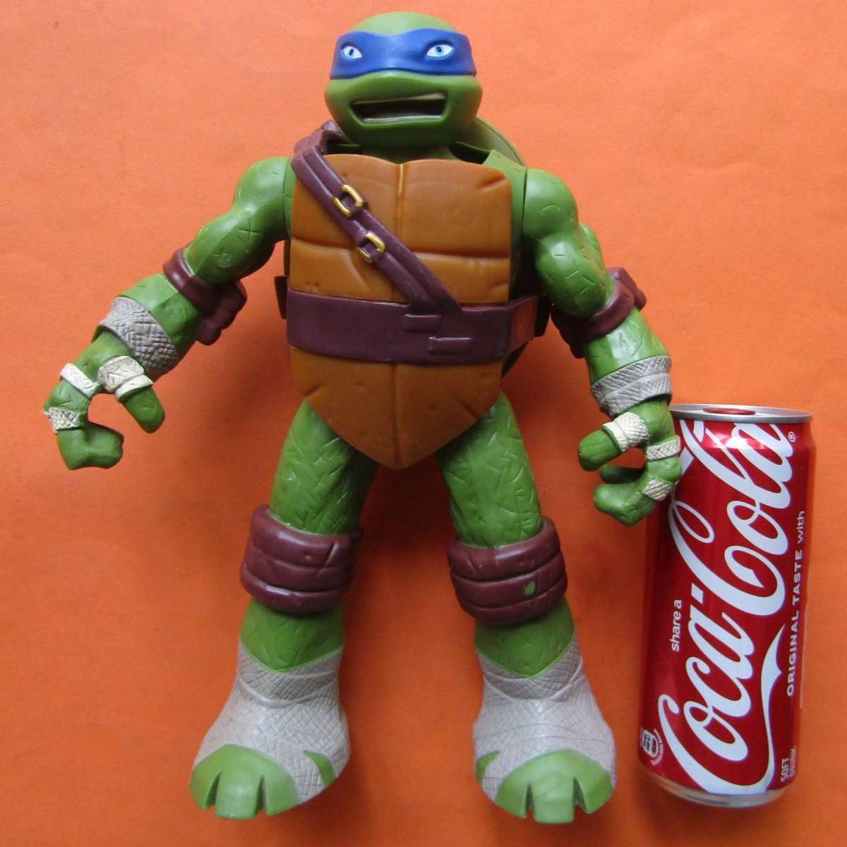 2014 Large Teenage Mutant Ninja Turtles Action Figure