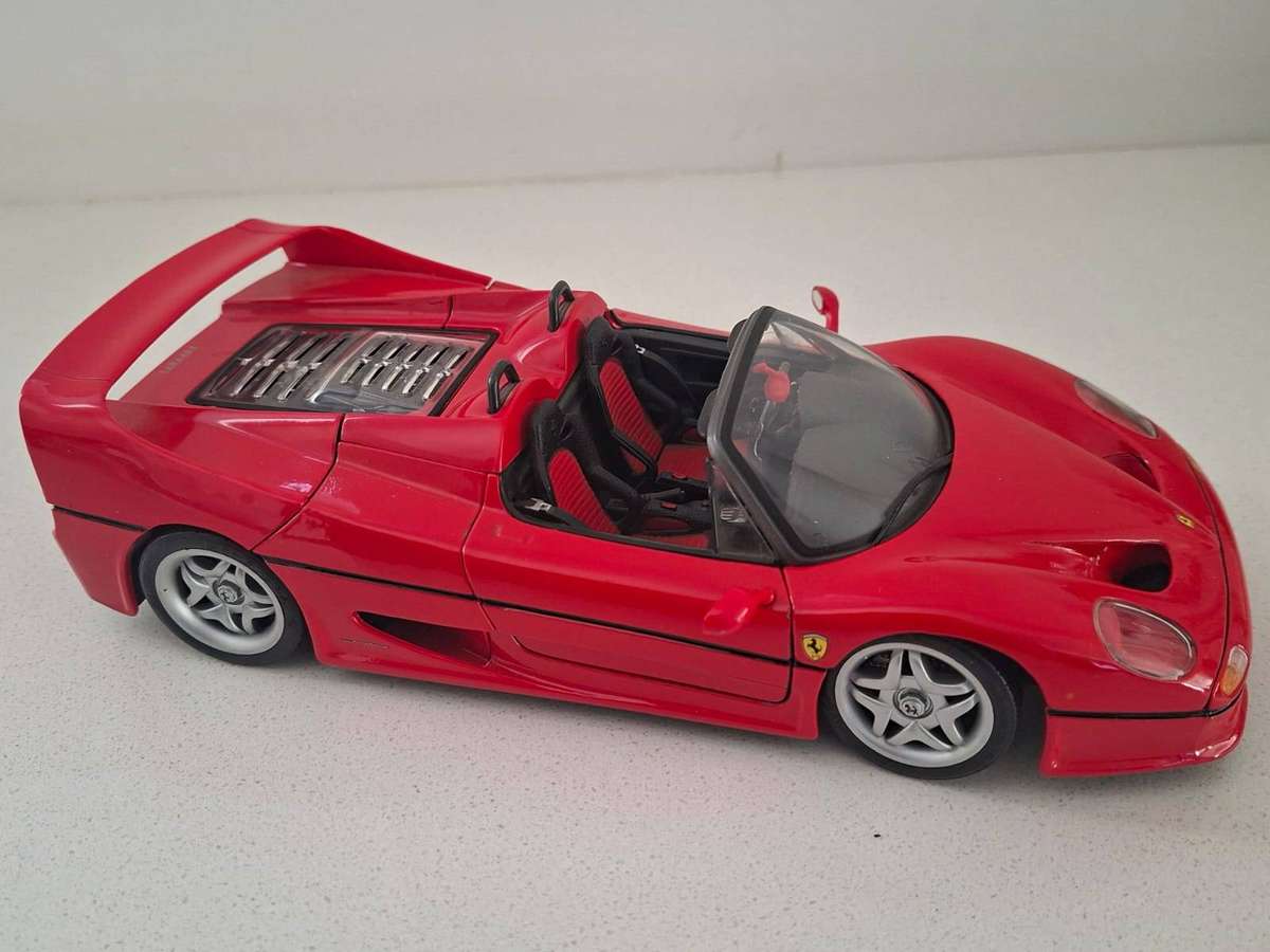 Old Maisto 1/18 Scale Ferrari F50 Car