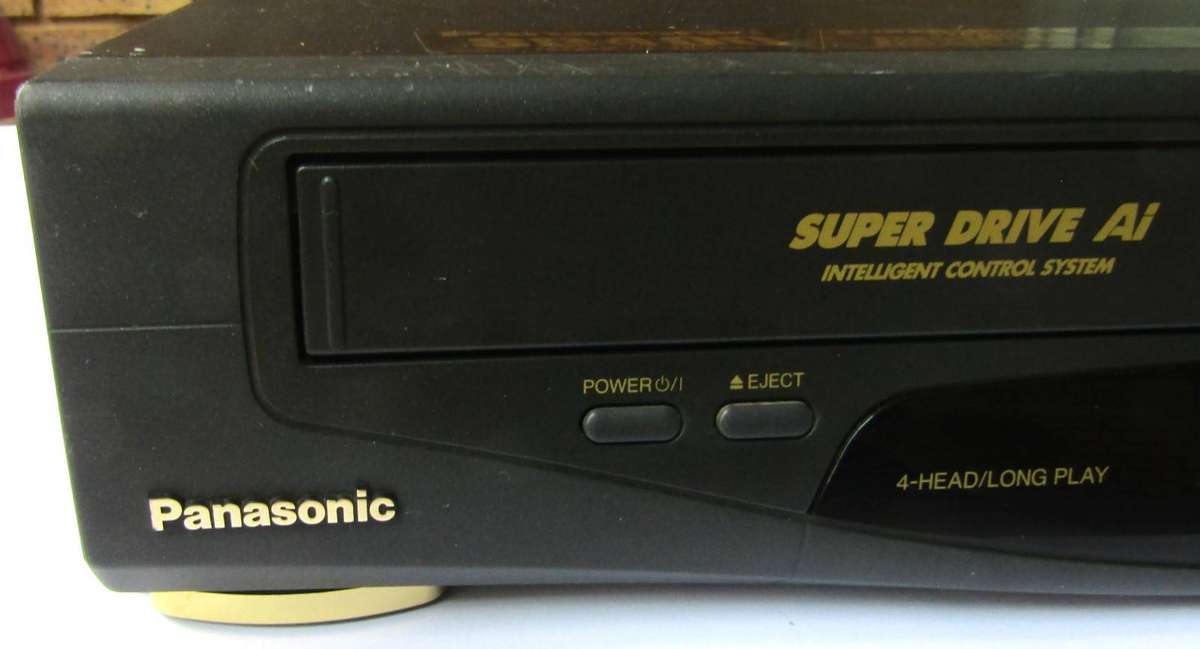 Panasonic VCR Video Cassette Recorder / VHS Player - Working