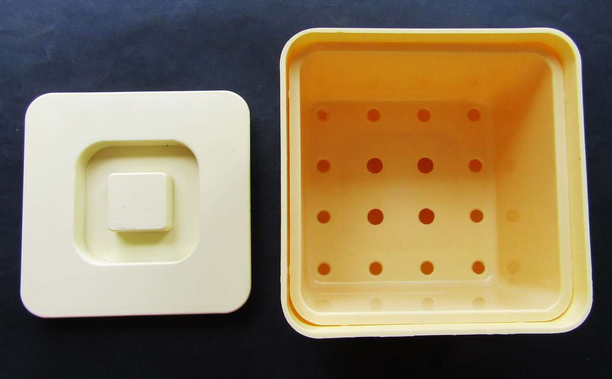 Old Oude Meester Brandy Ice Bucket