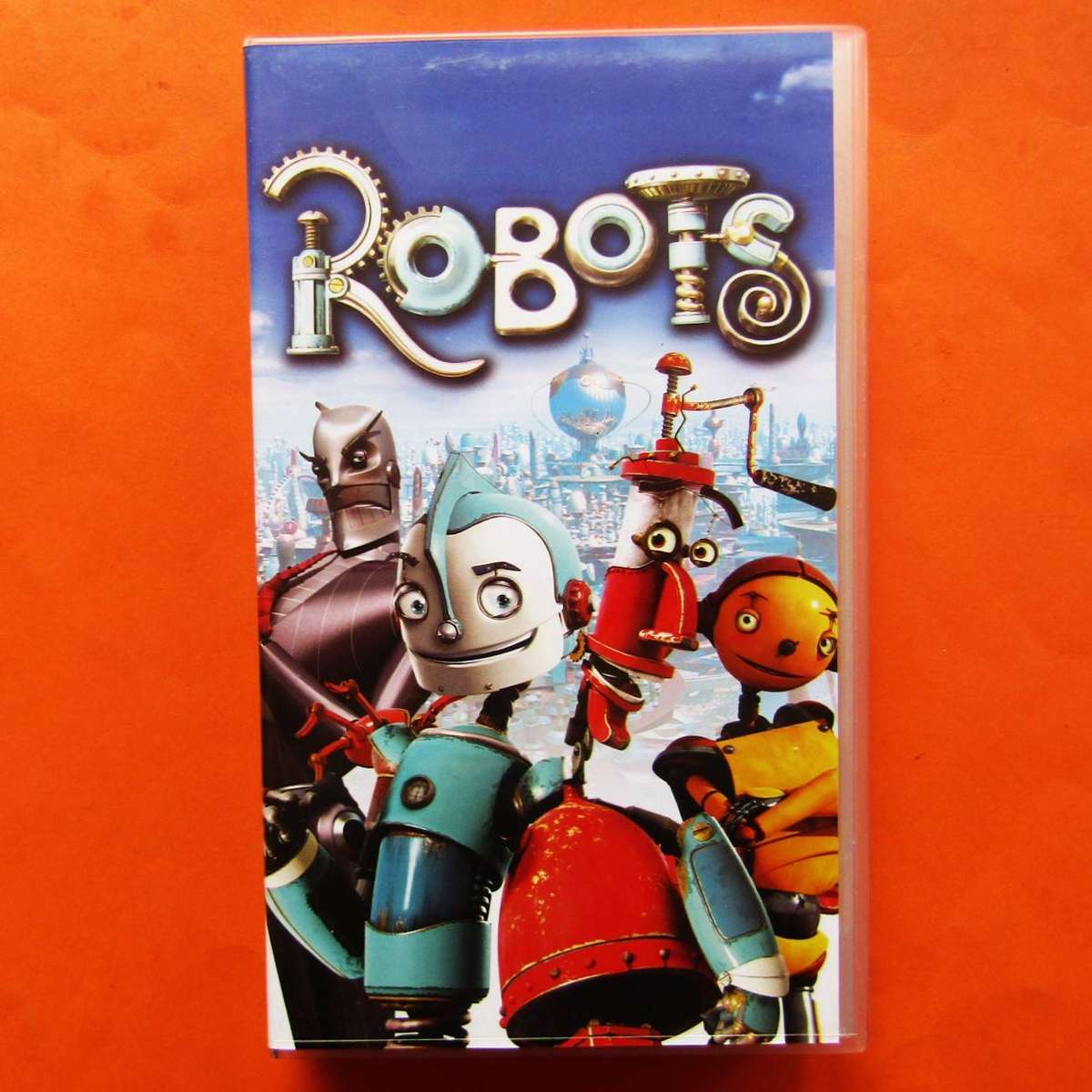 Robots - Ewan McGregor - Movie VHS Tape (2005)