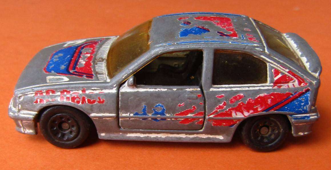 1985 Matchbox Vauxhall Astra Opel Kadett Car