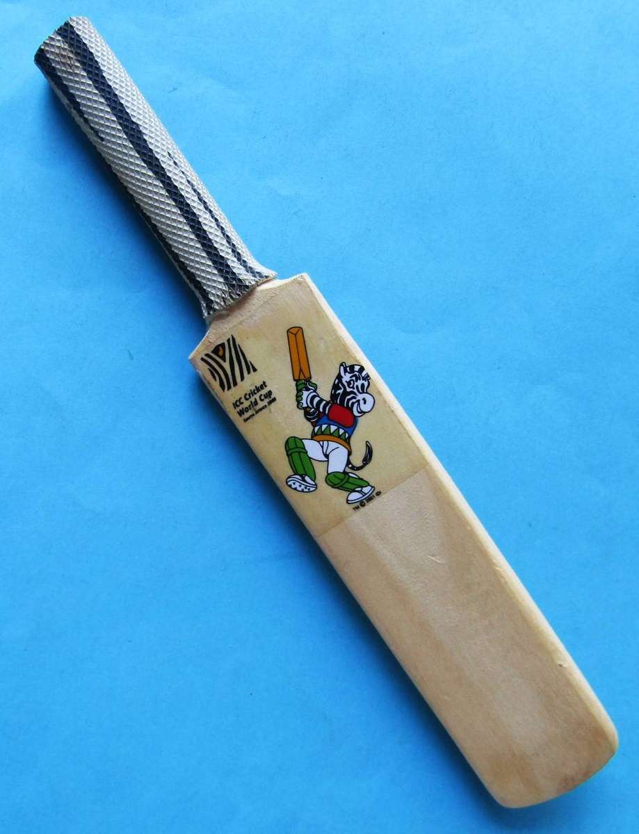 2003 World Cup Mini Cricket Bat