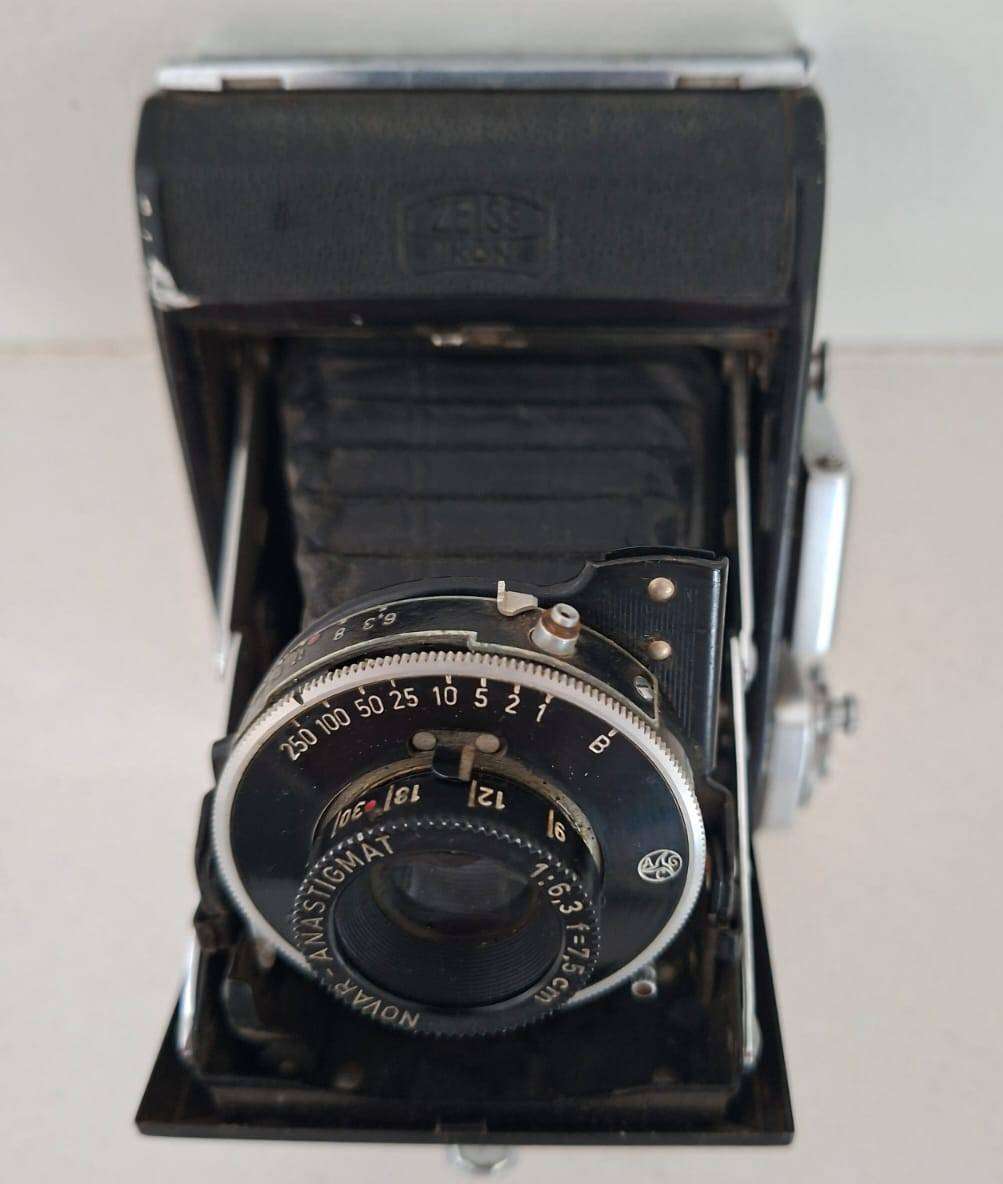 Vintage Zeiss Ikon Fold Out Camera - Made in Germany
