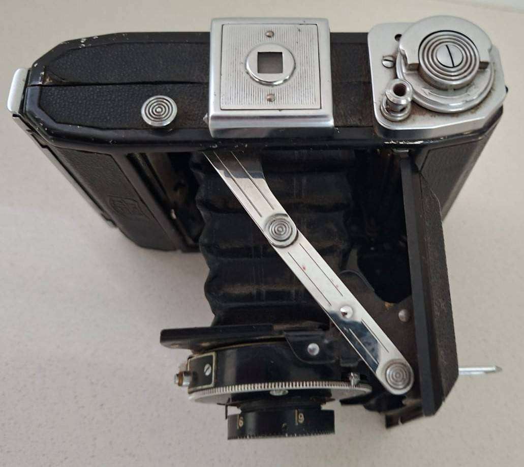 Vintage Zeiss Ikon Fold Out Camera - Made in Germany