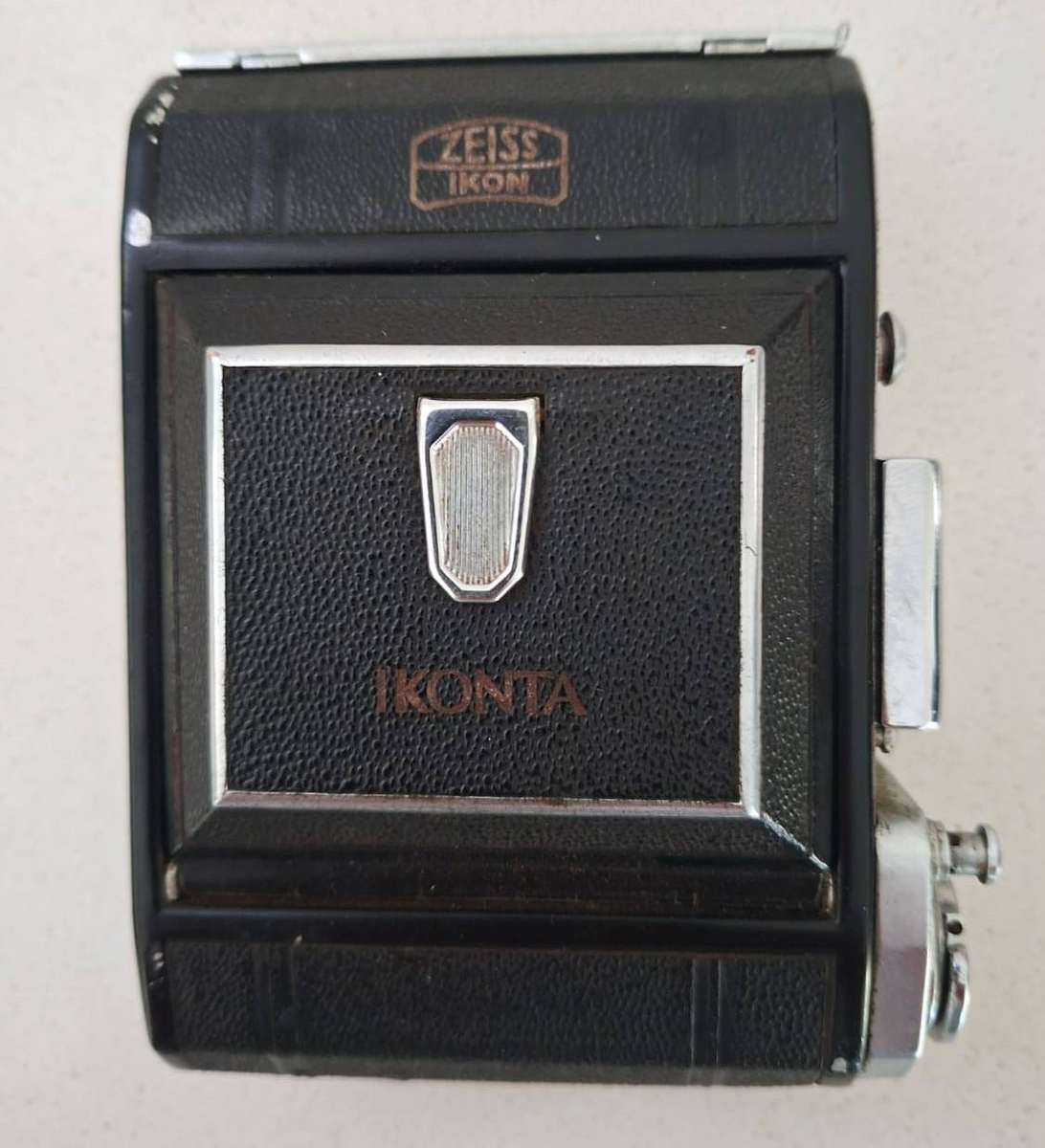 Vintage Zeiss Ikon Ikonta 75mm Fold Out Camera - Made in Germany