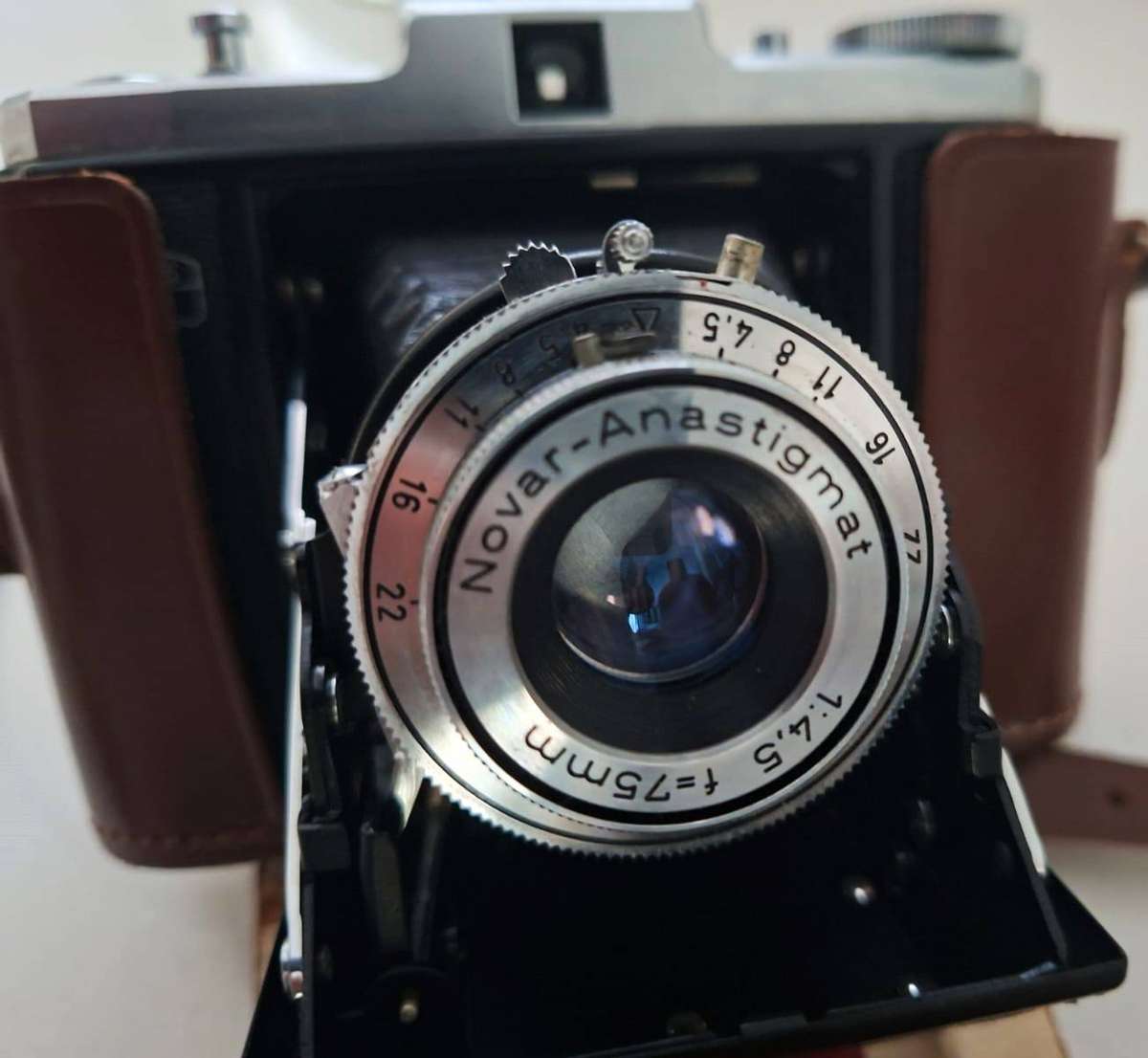 Vintage Zeiss Ikon Nettar Velio 75mm Fold Out Camera - Made in Germany