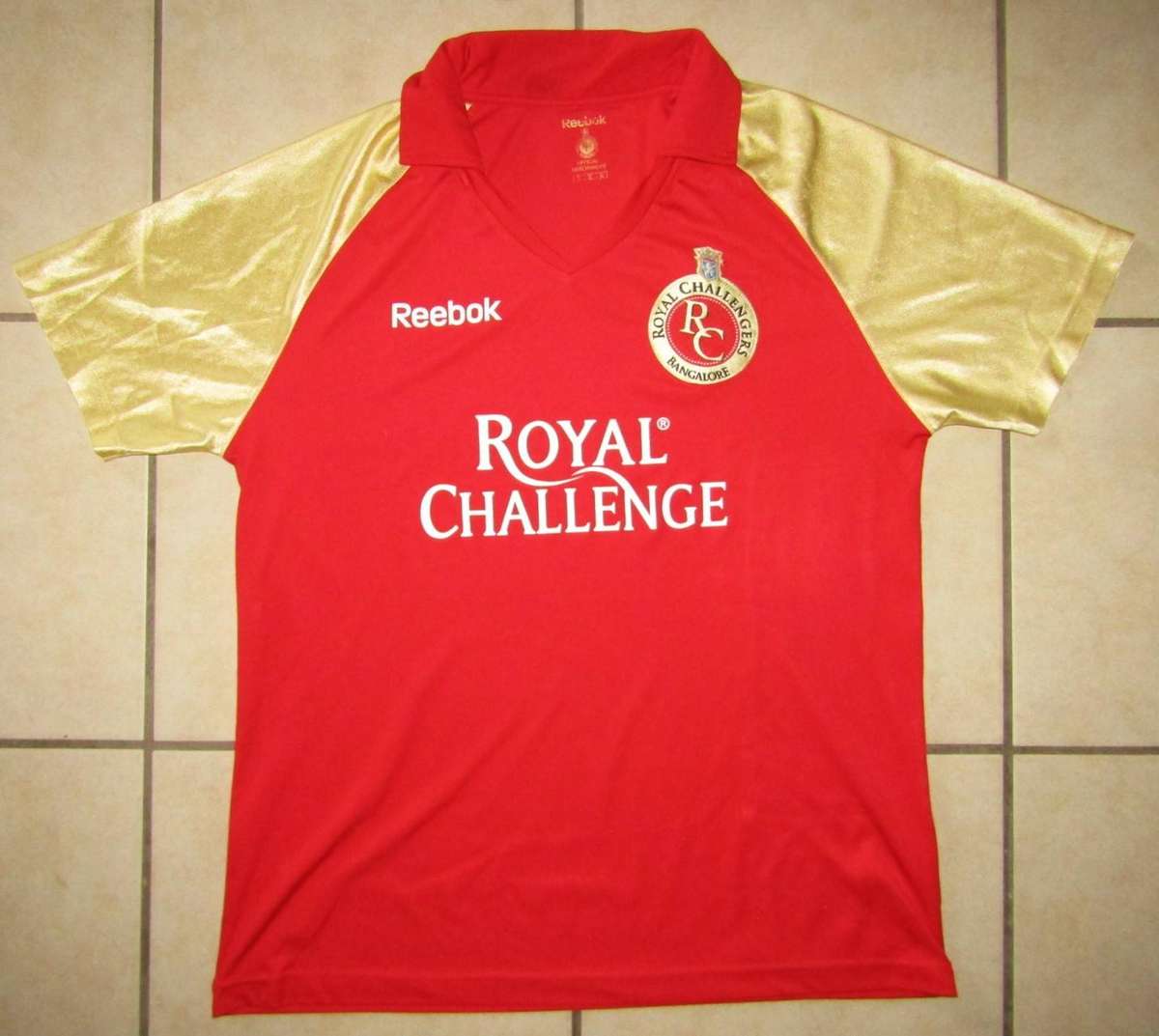 Old Reebok Royal Challengers Bangalore IPL Cricket Jersey - XL Size