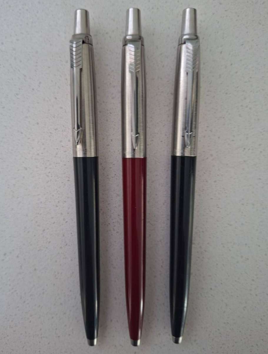 3 Old Parker Jotter Pens
