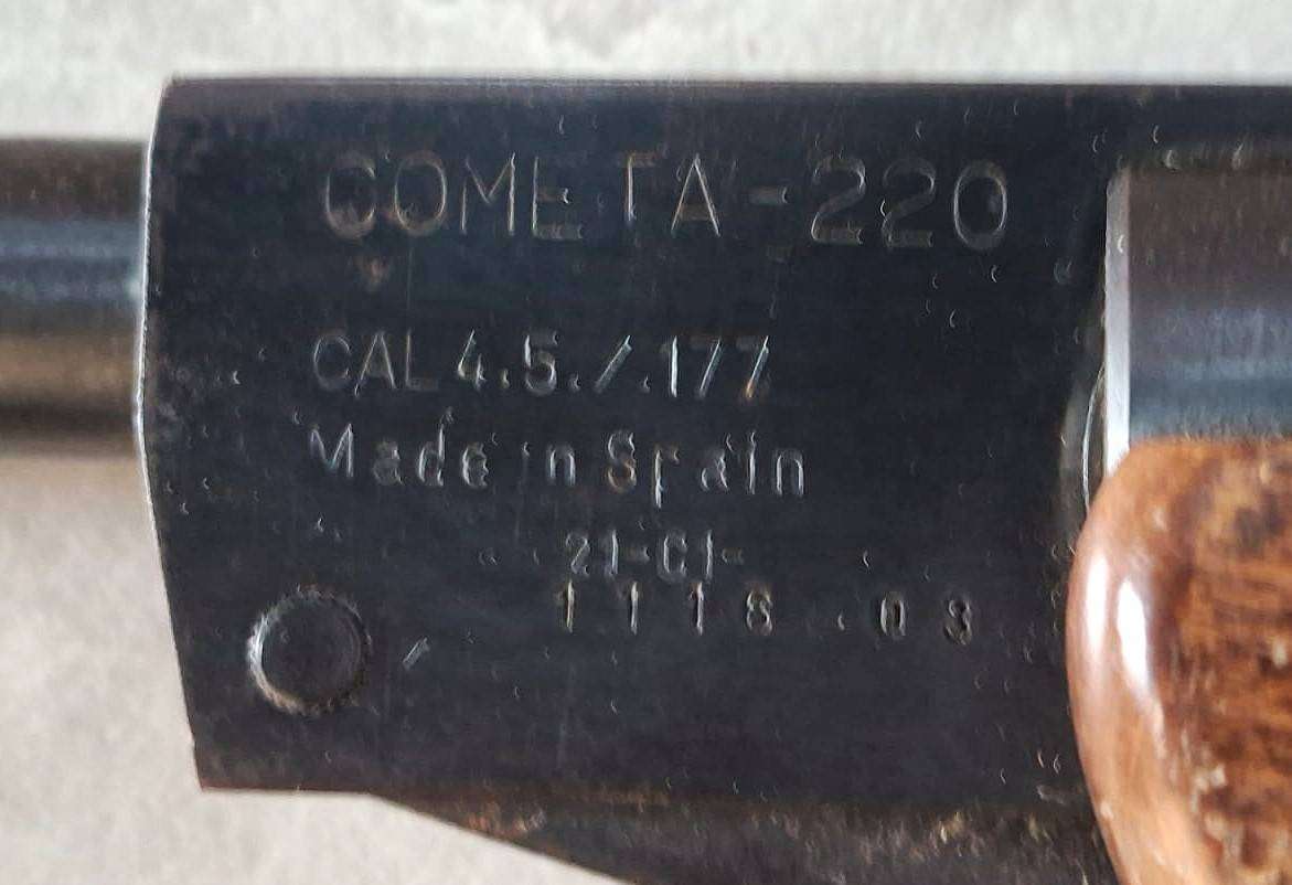 Vintage Cometa ,177 Model 220 Air Rifle