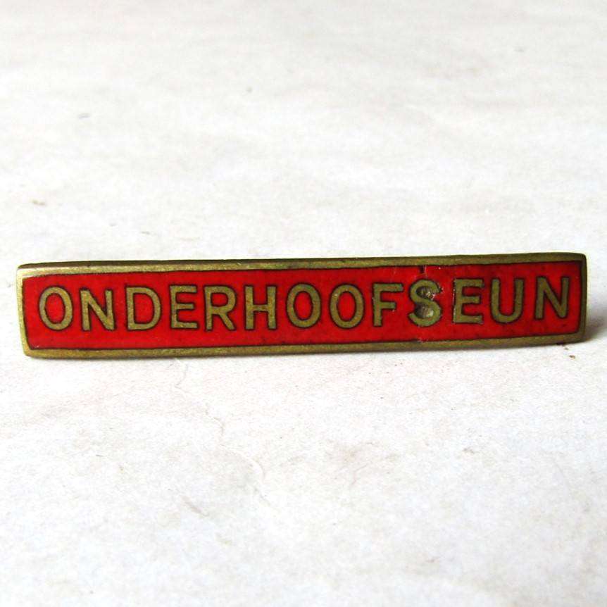 Old Onderhoofseun Metal Lapel Badge