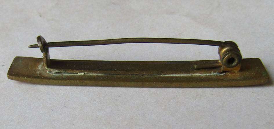 Old Onderhoofseun Metal Lapel Badge