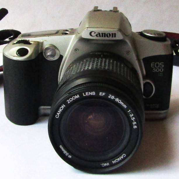 Canon EOS 500 N Film Camera
