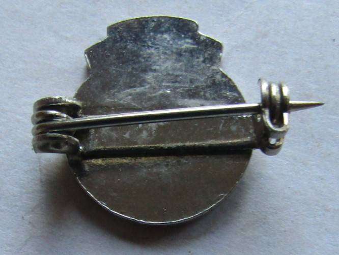 Old SA Road Safety Lapel Pin Badge