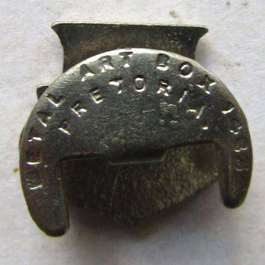 Old Effecte Volvimur Metal Buttonhole Badge