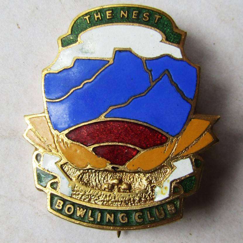 Old The Nest Bowling Club Pin Badge