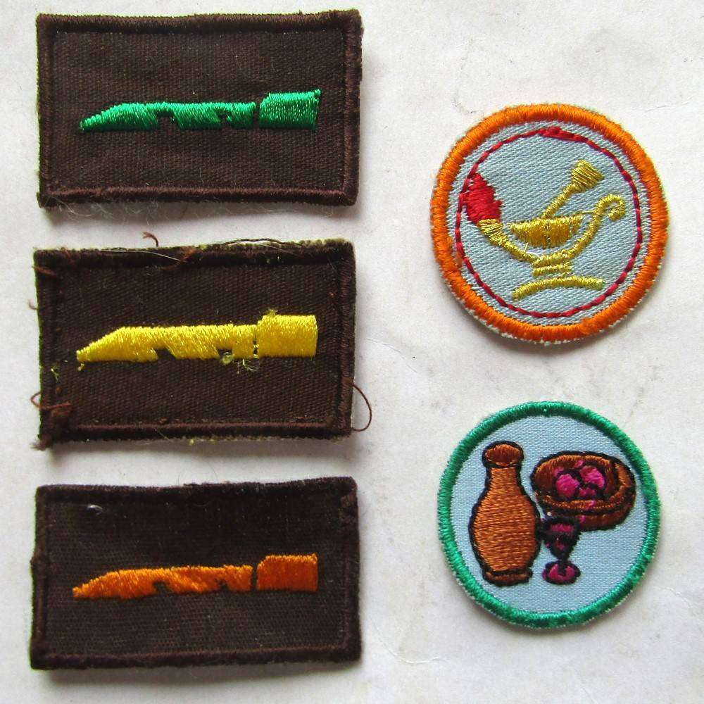 5 Old Voortrekker Cloth Badges